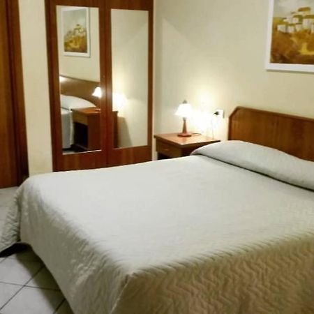 Guesthouse Il Ciliegio Sorbo Serpico Luaran gambar